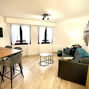  Appartement T2 Hyper Centre 3 Etoiles Rue Du Casino France