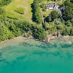  Séjour chez l'habitant Les Pieds Dans L'eau